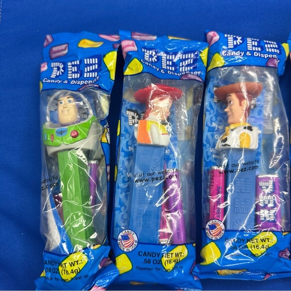 Lot of 5 Sealed Toy Story Pez Dispensers - Picture 2 of 3